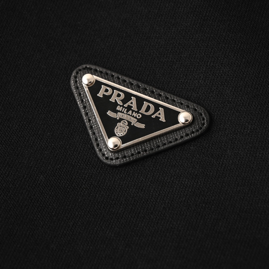 Prada Clothing-354
