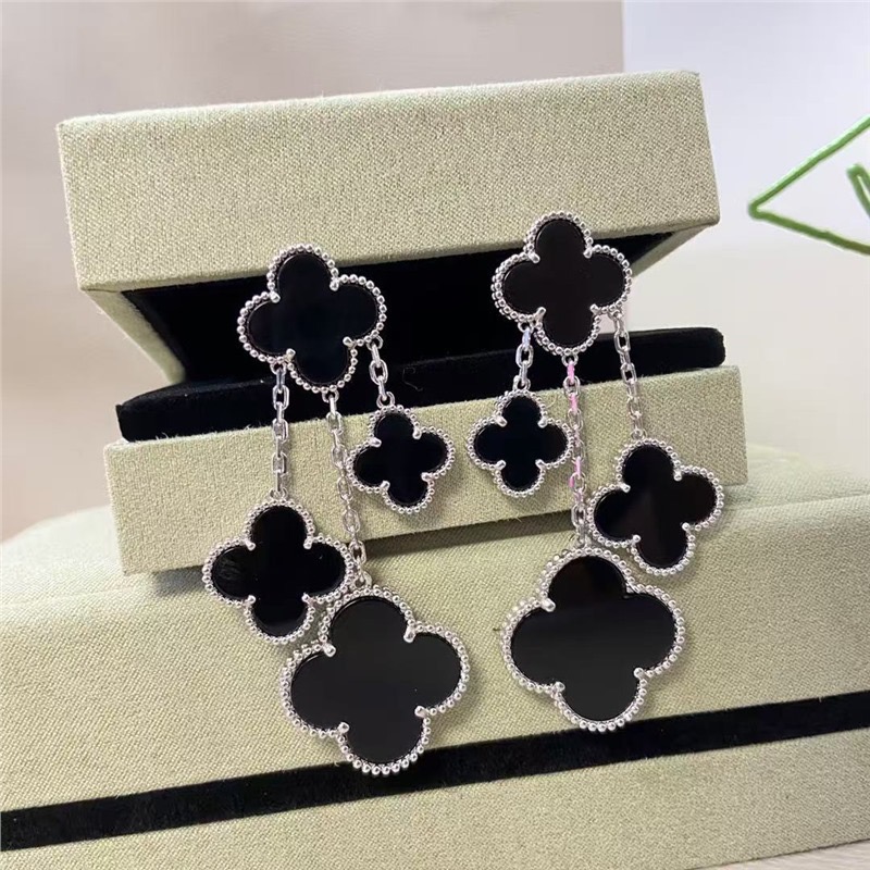 Van Cleef & Arpels earring-119