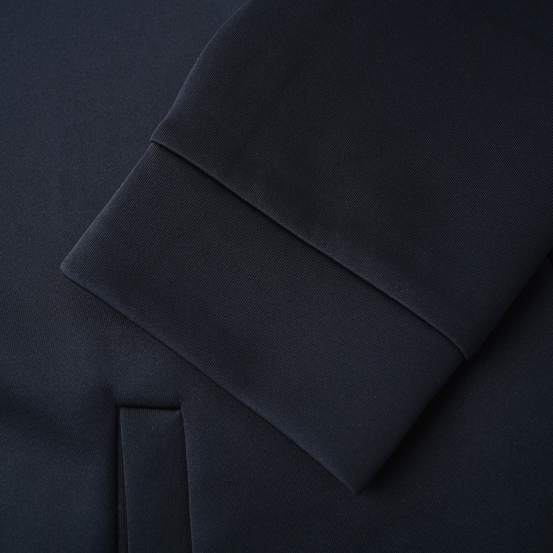 Prada Clothing-367