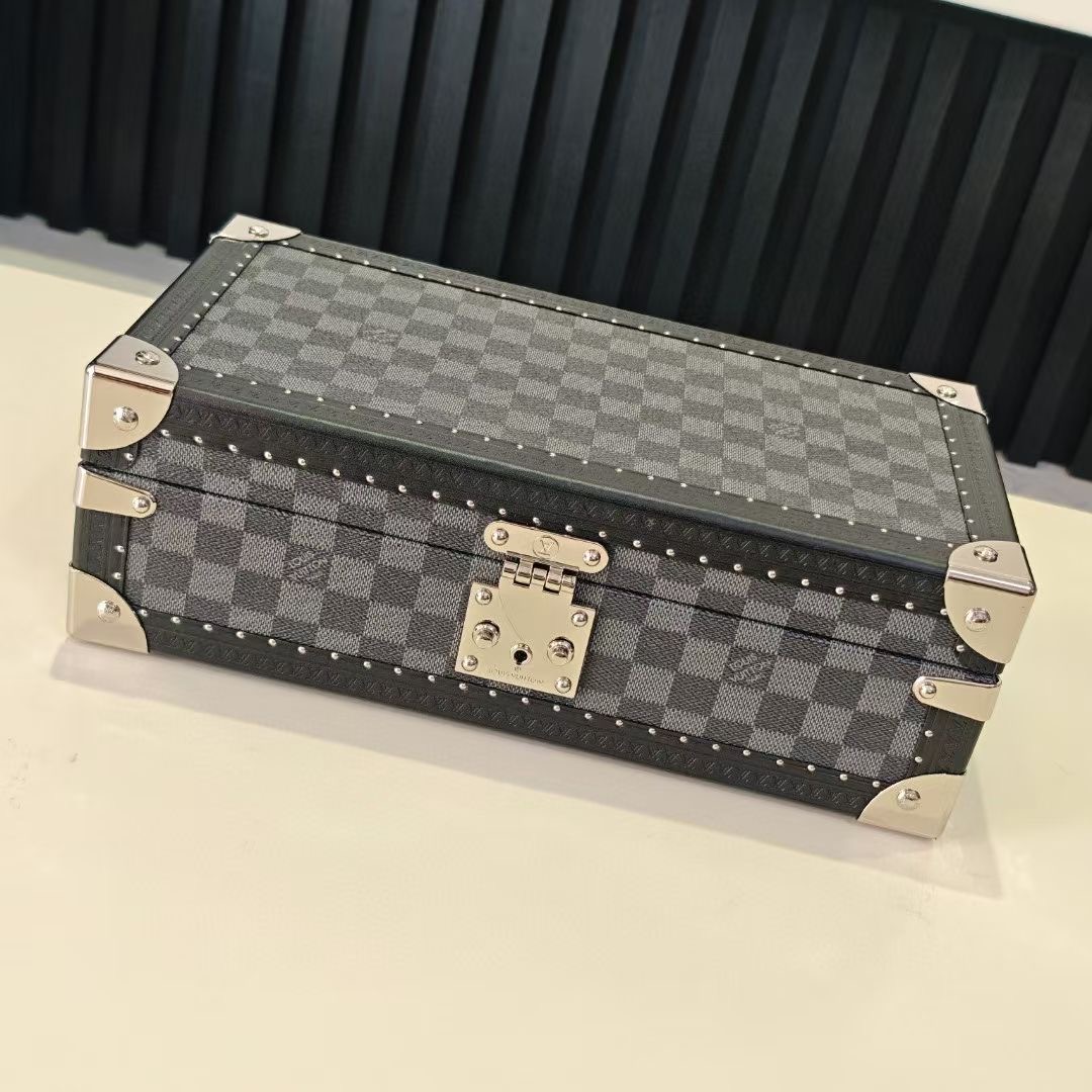 Louis Vuitton bag-149