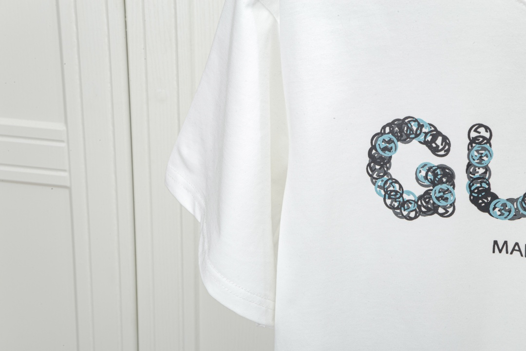 Gucci clothing-76