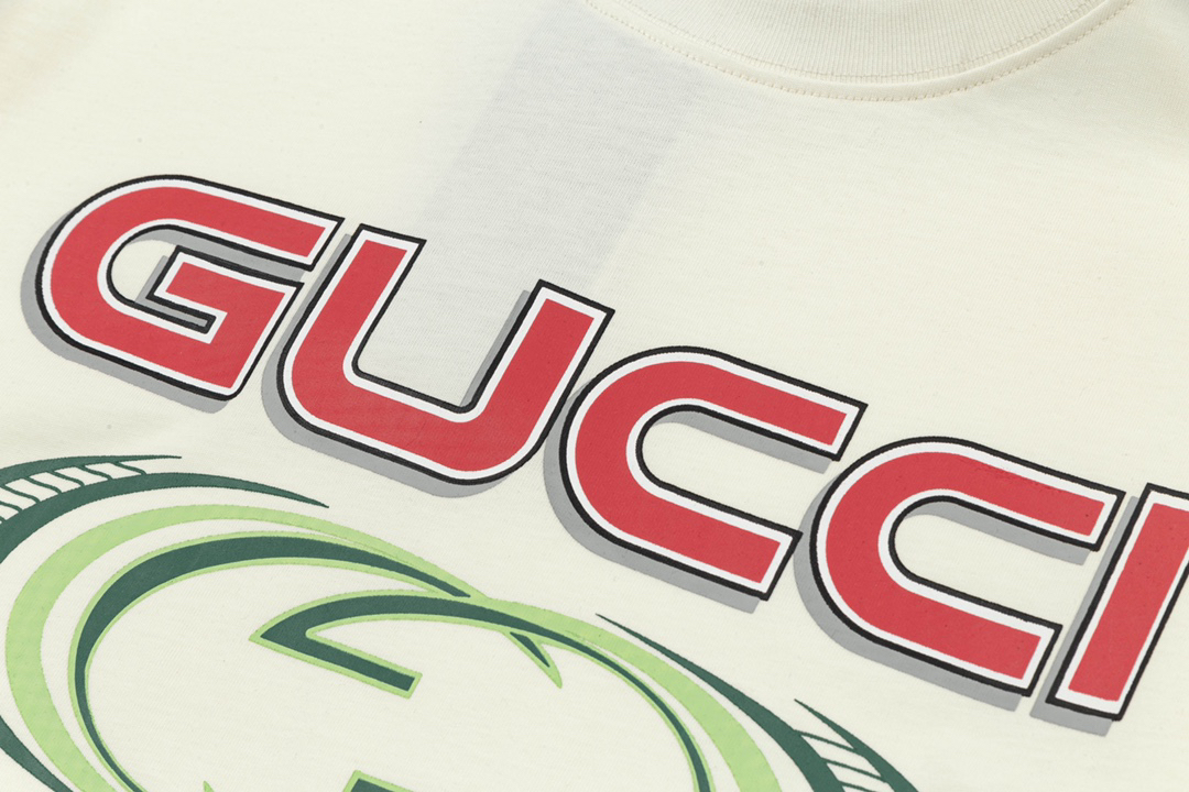Gucci clothing-74