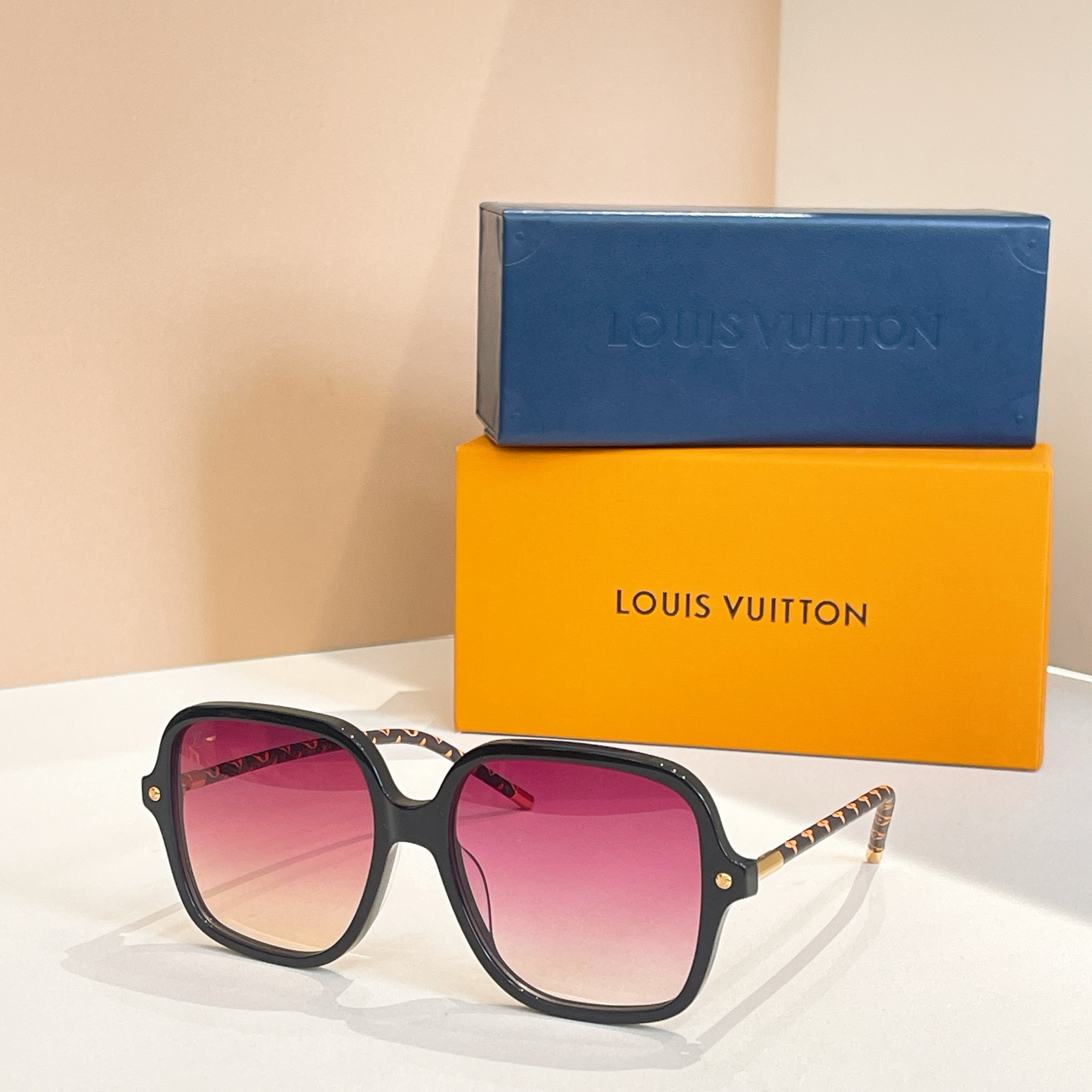 LV glasses-73
