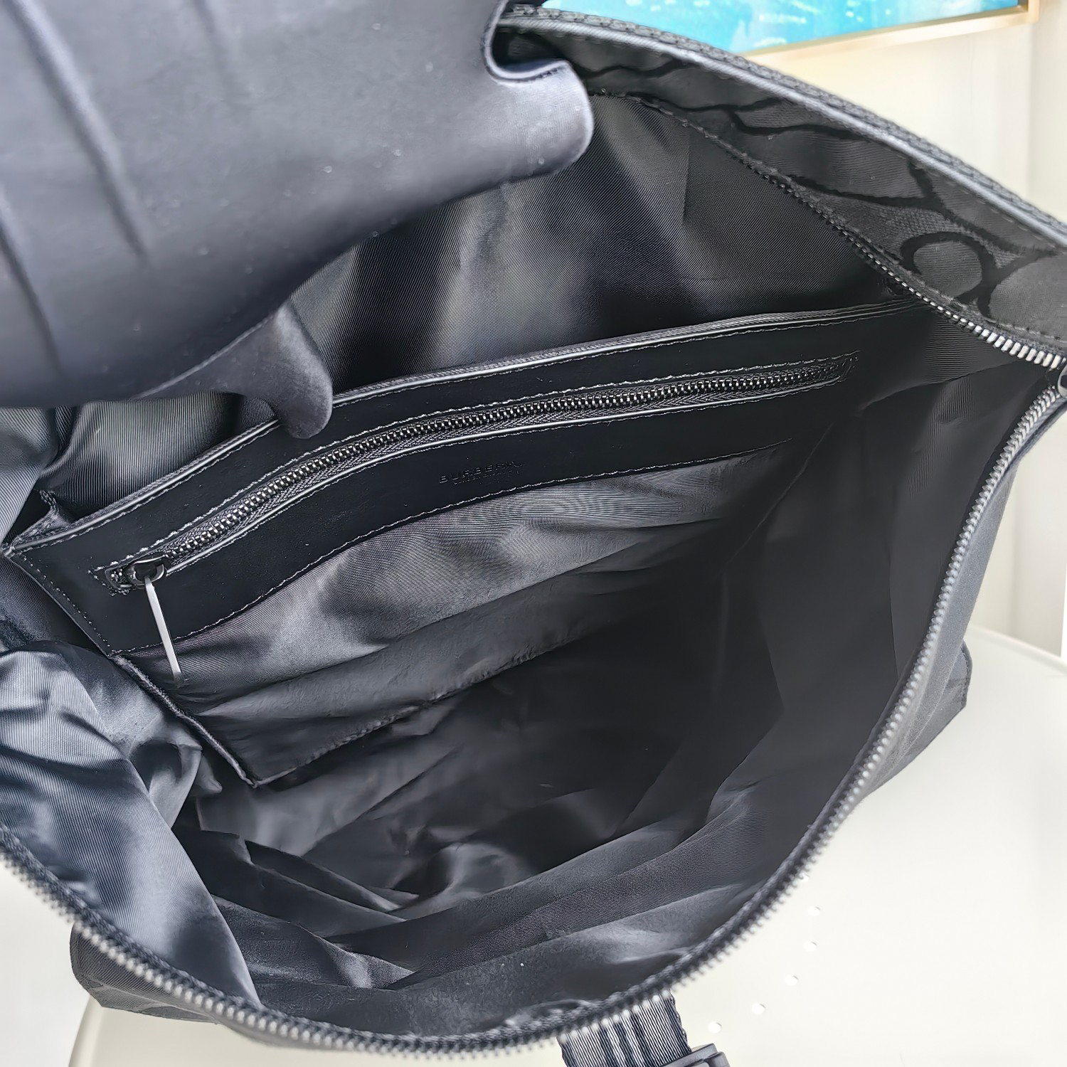 Burberry bag-122
