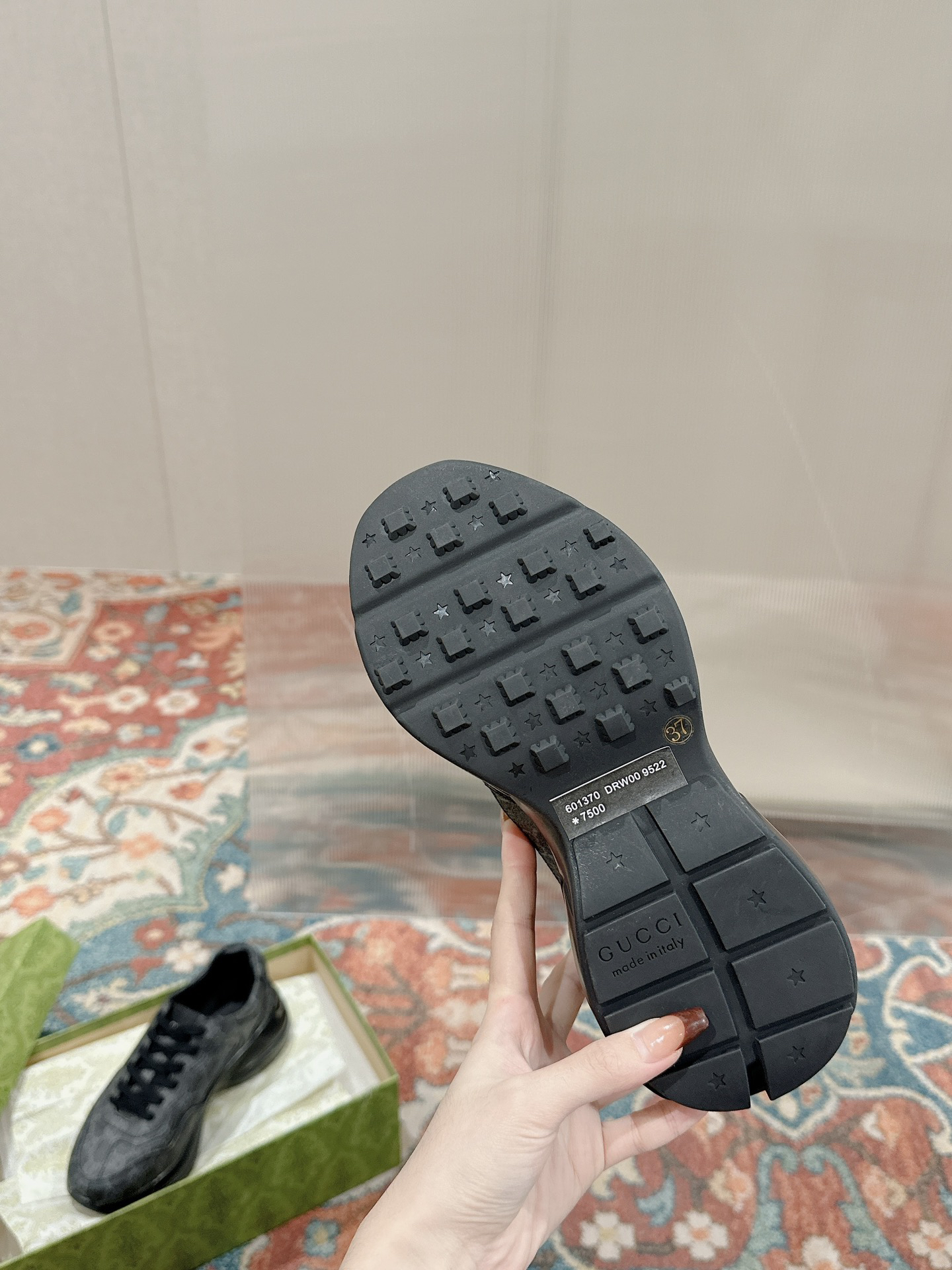 Gucci Sneakers-209