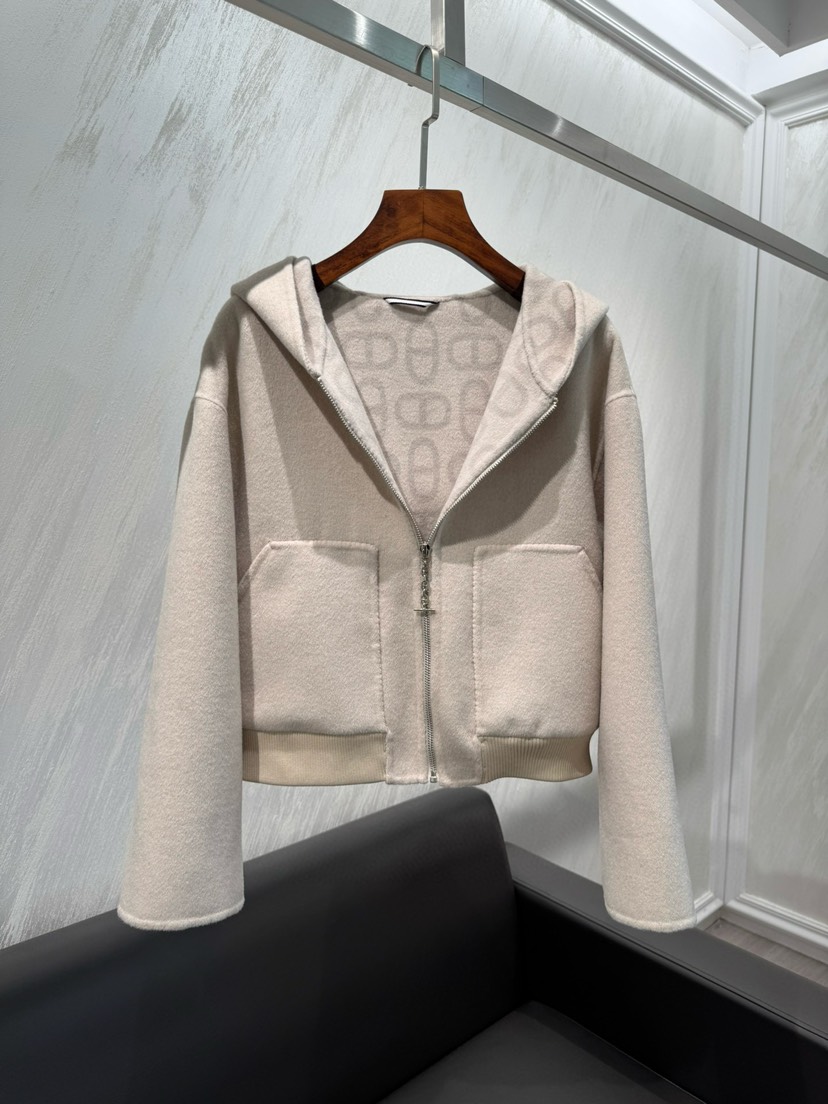 Hermes Clothing-324