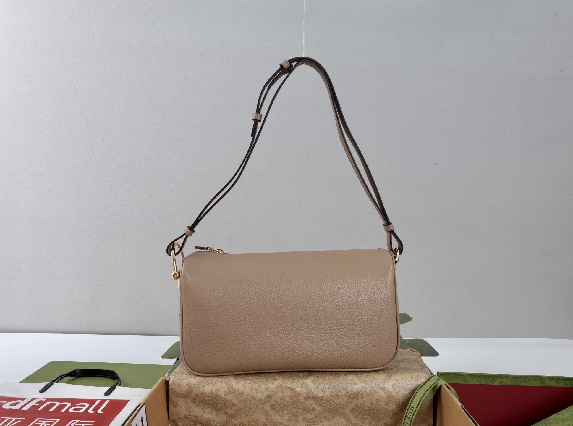 Gucci new bag-180