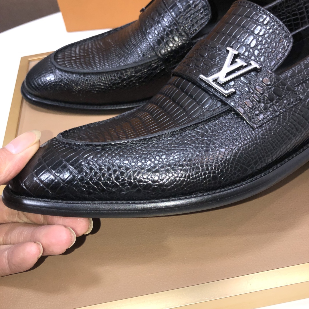LV men's leather shoes-13