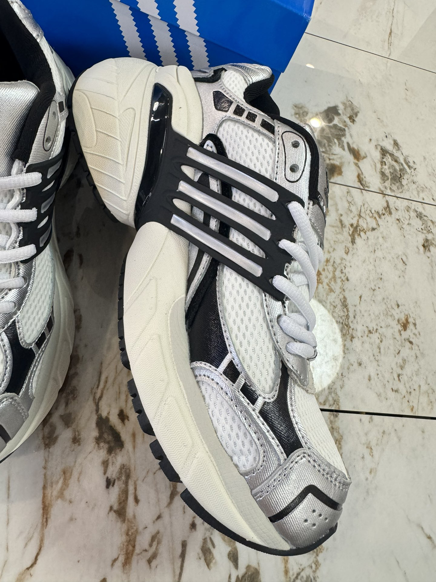 Adidas Sneakers-135