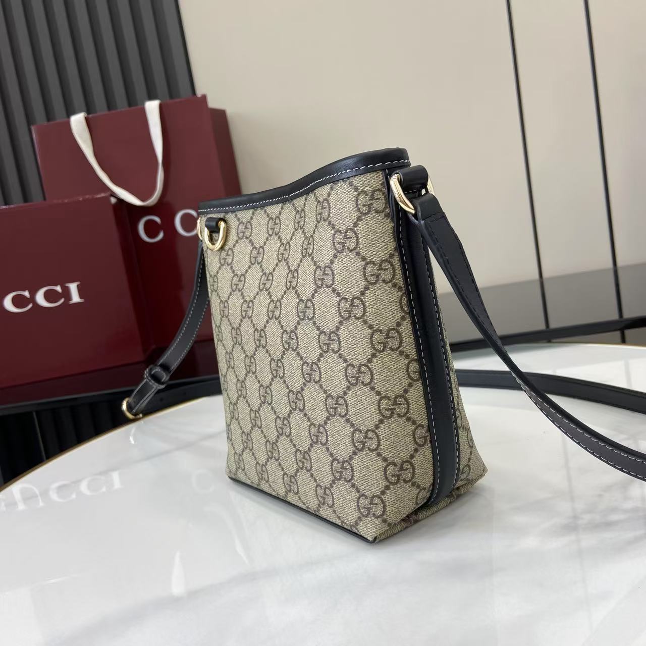 Gucci new bag-200