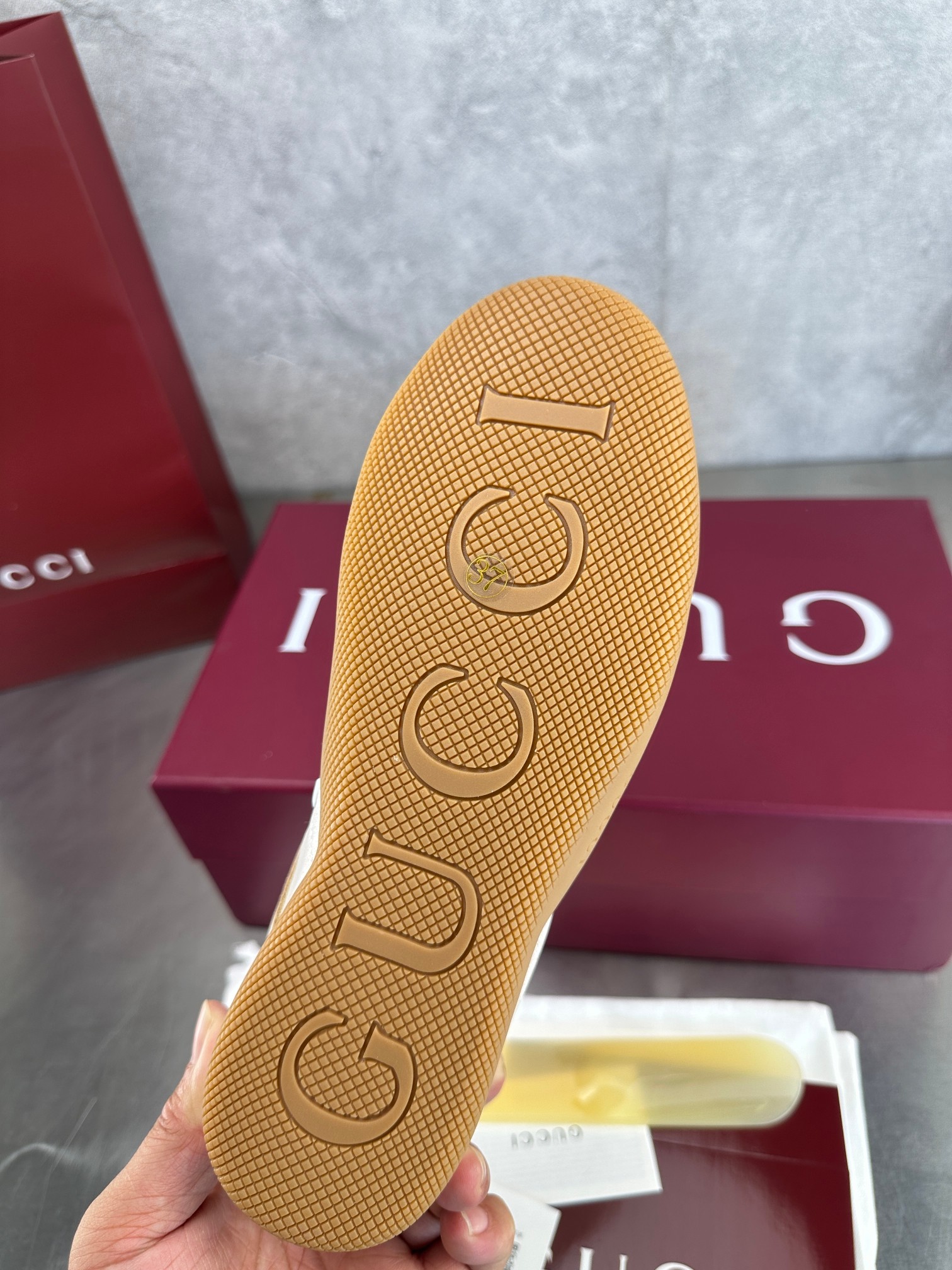 Gucci Sneakers-182