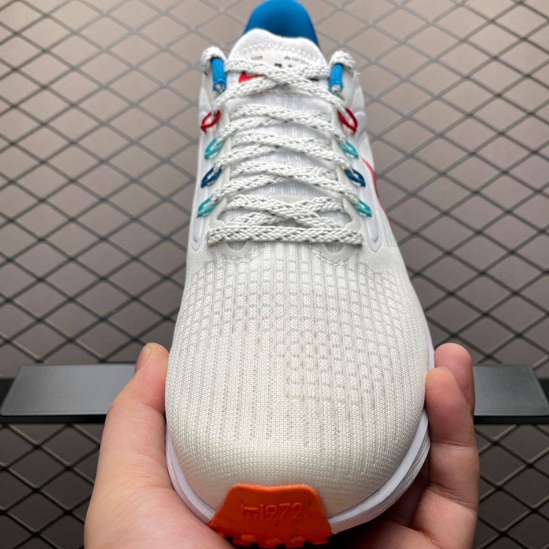 Nike Sneakers-113