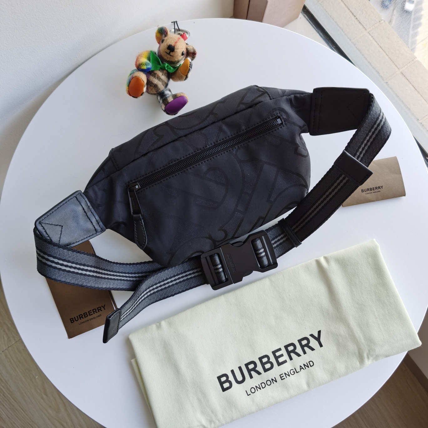 Burberry bag-75