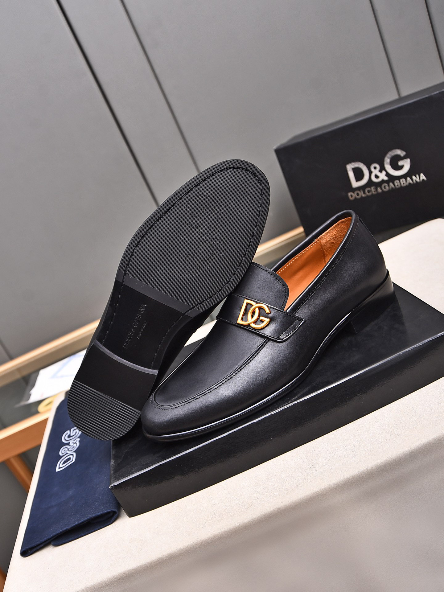 D&G men's leather shoes-67
