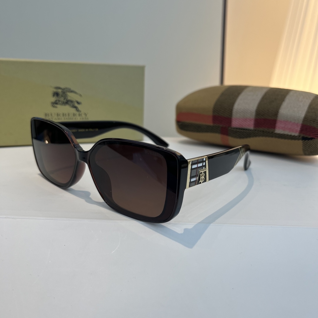 Burberry glasses-12