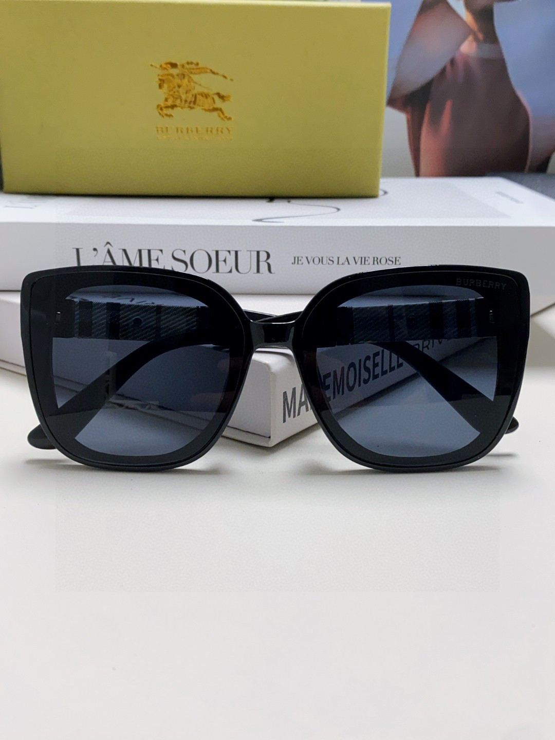 Burberry glasses-27