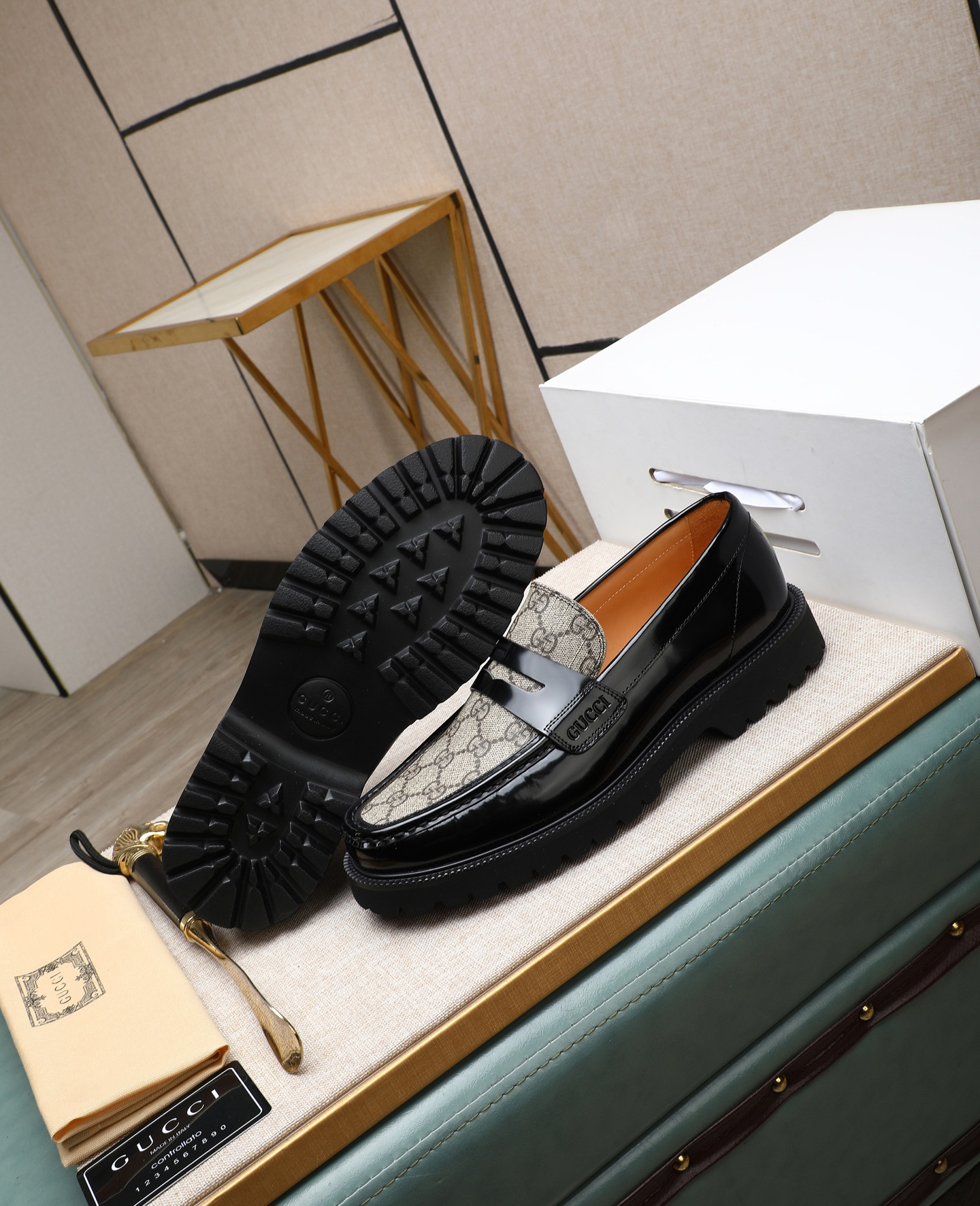 Gucci men's leather shoes-123