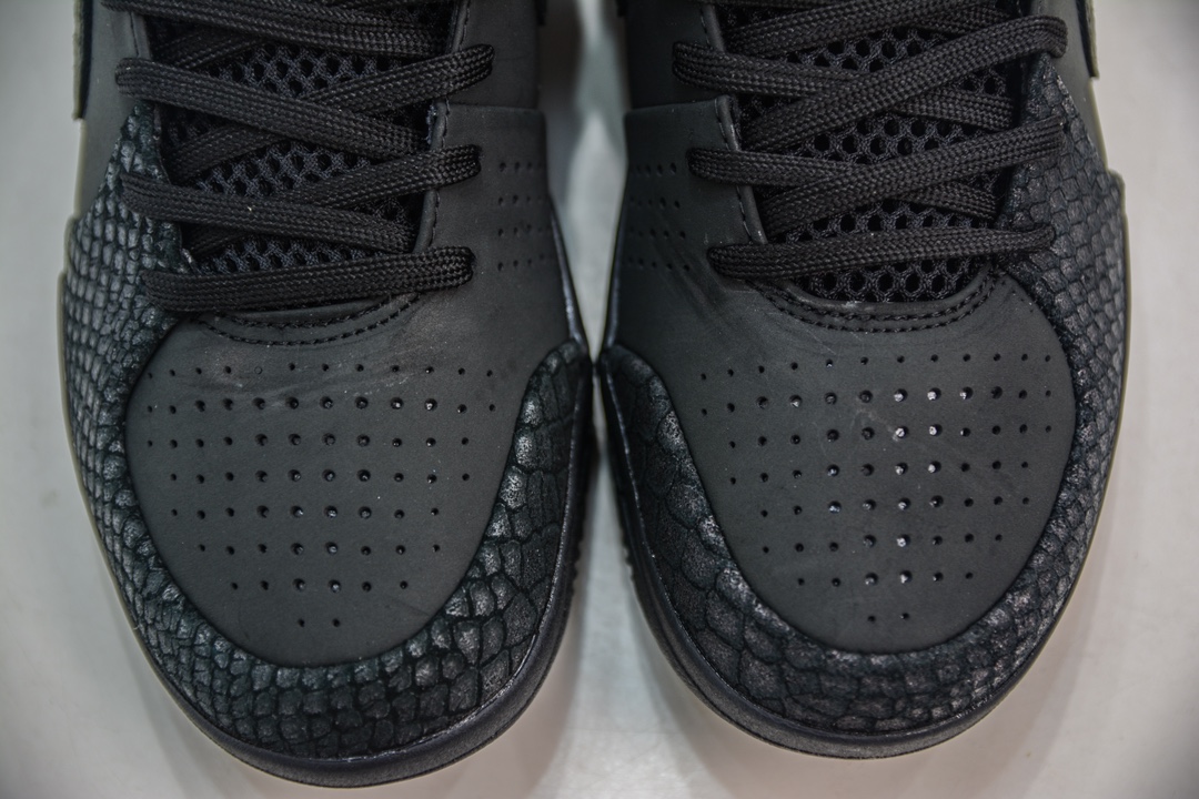 Nike Sneakers-336