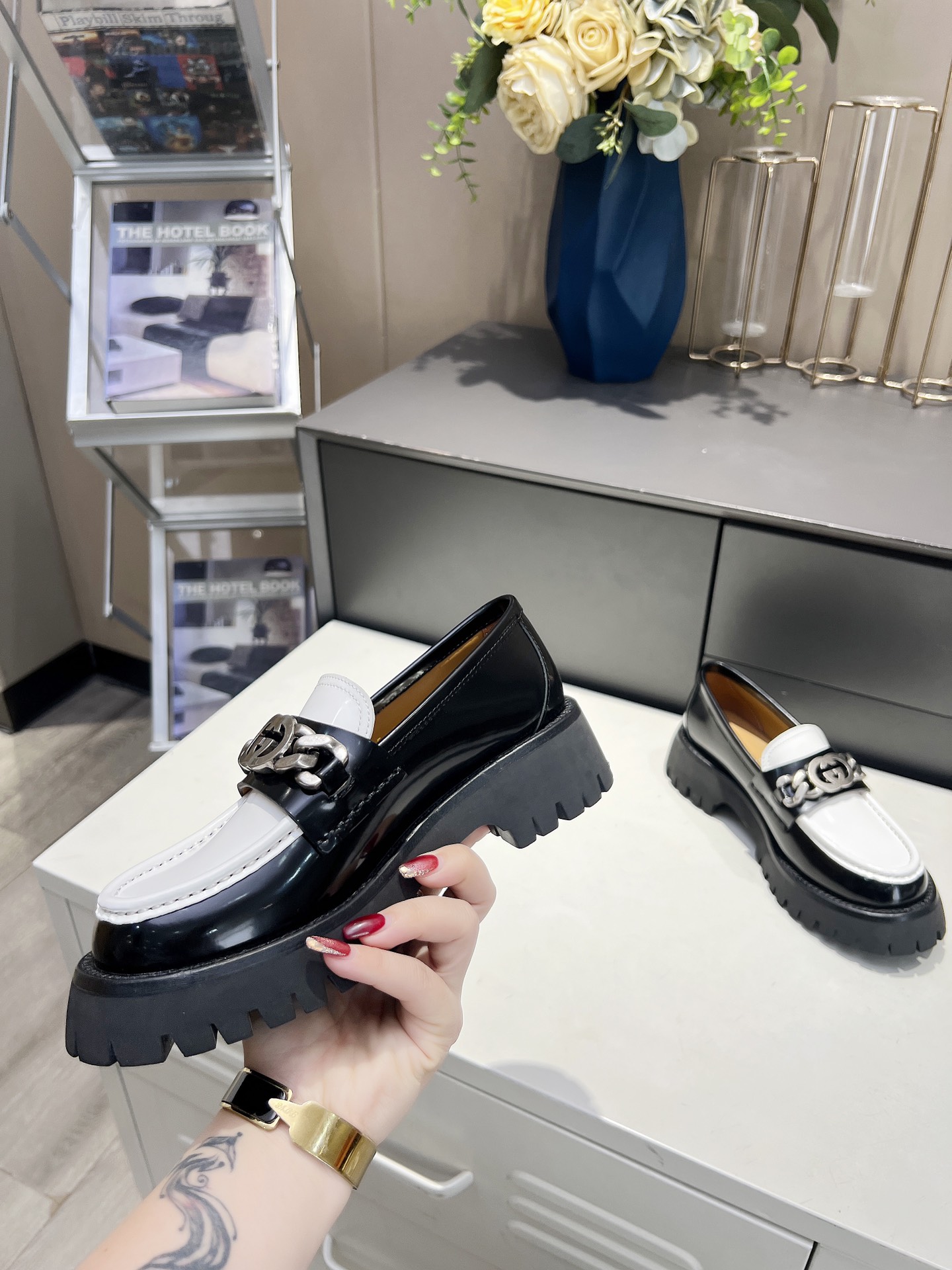 Gucci women's leather shoes-71