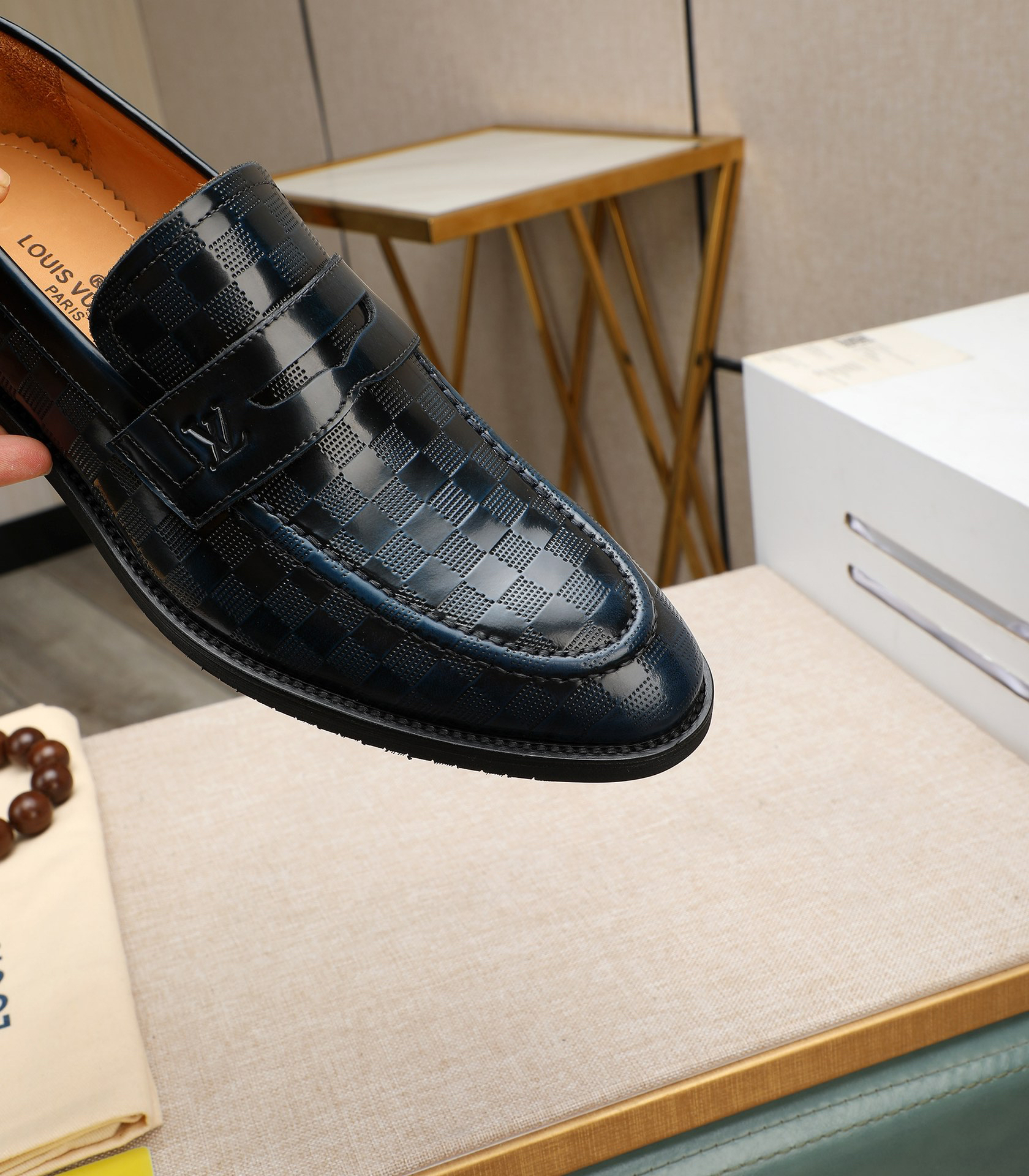 LV men's leather shoes-46