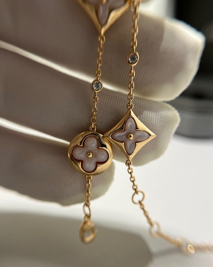 LV Bracelet-11
