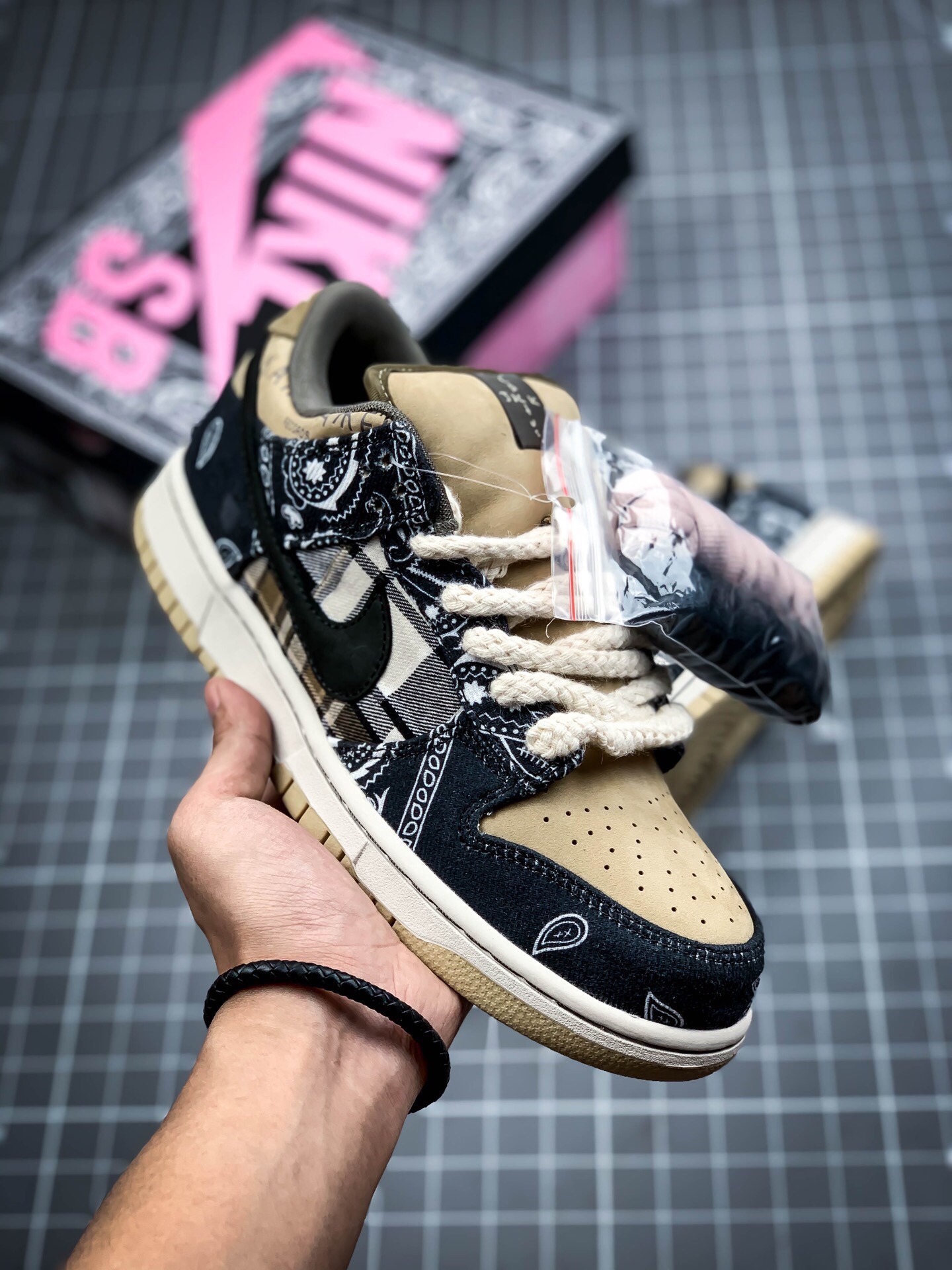 Nike Sneakers-321