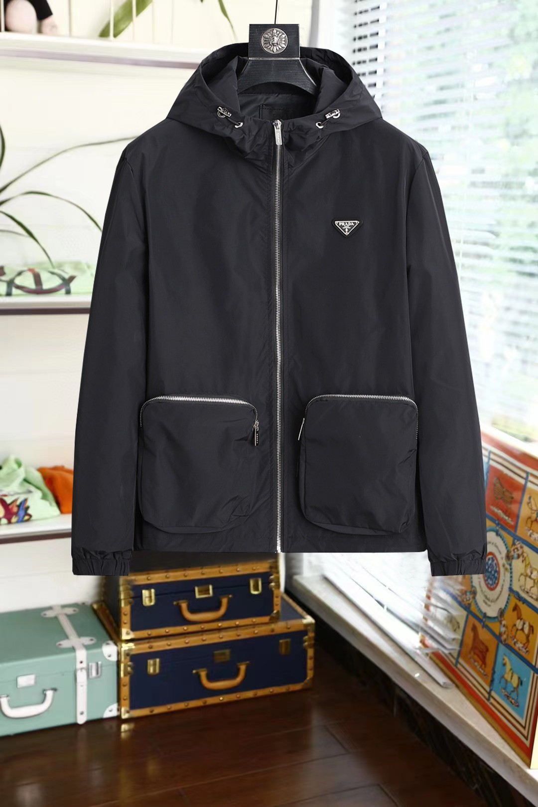 Prada Clothing-398