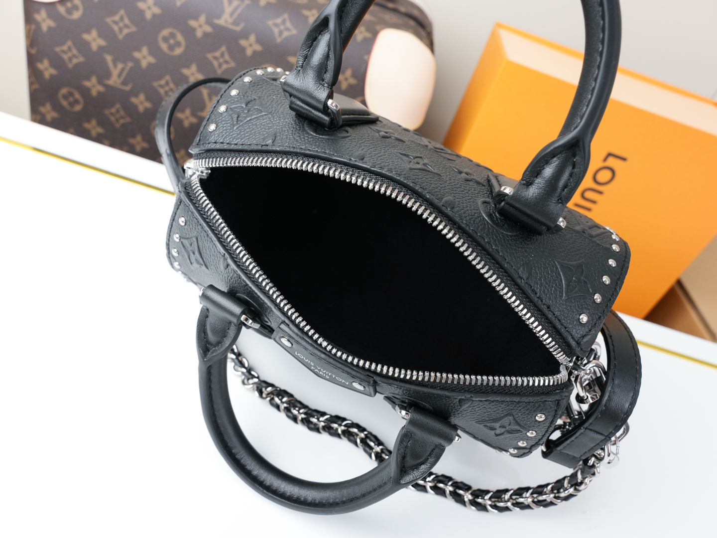 Louis Vuitton bag-196