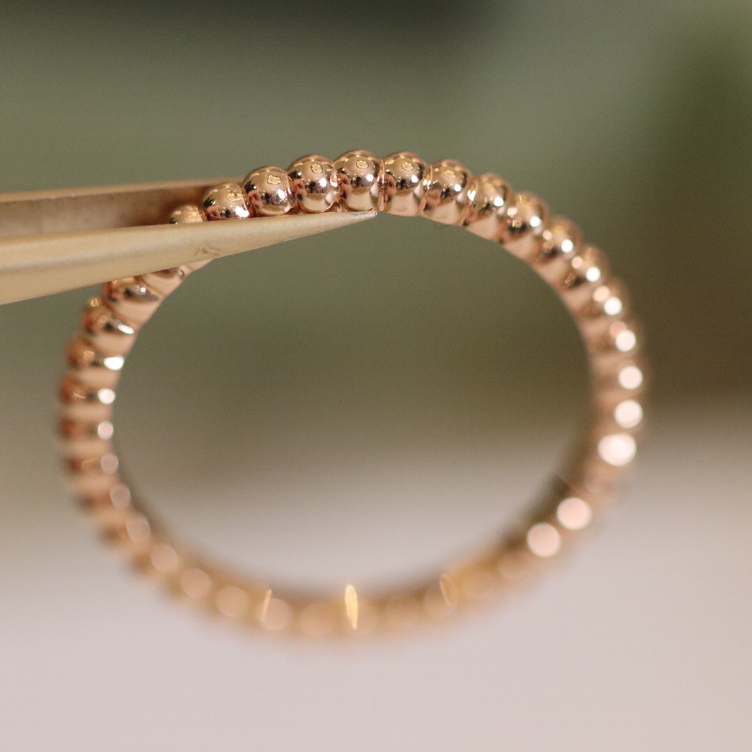 Van Cleef & Arpels ring-79