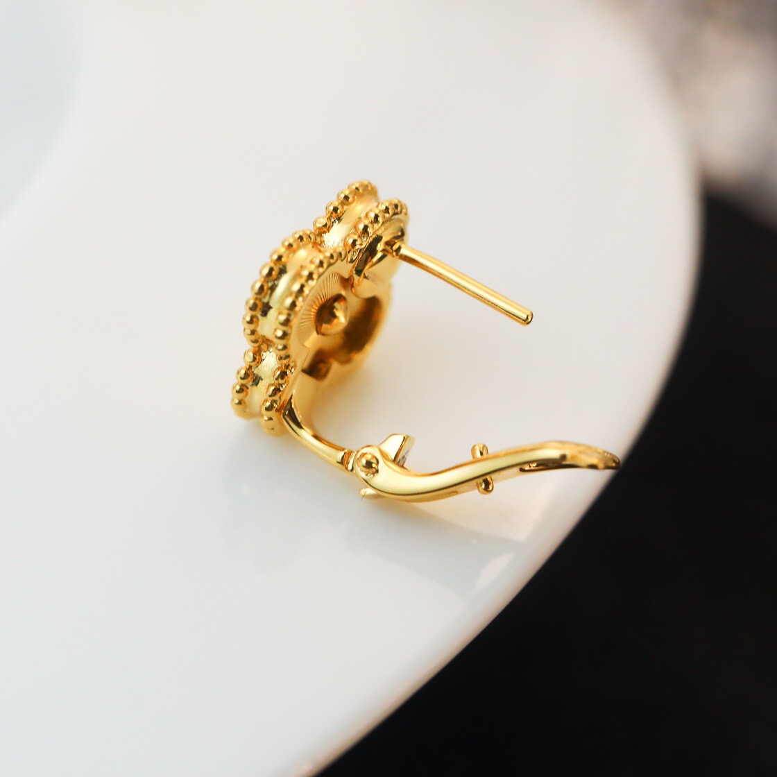 Van Cleef & Arpels earring-39
