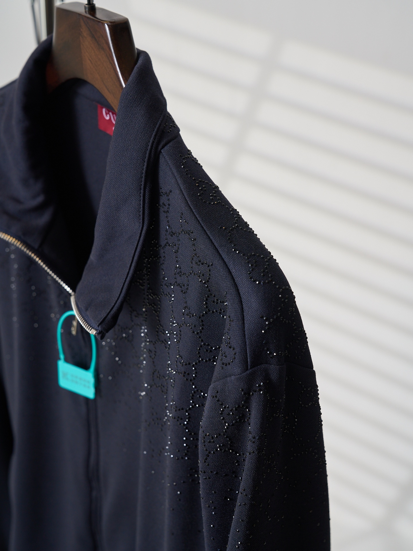 Gucci Clothing-308