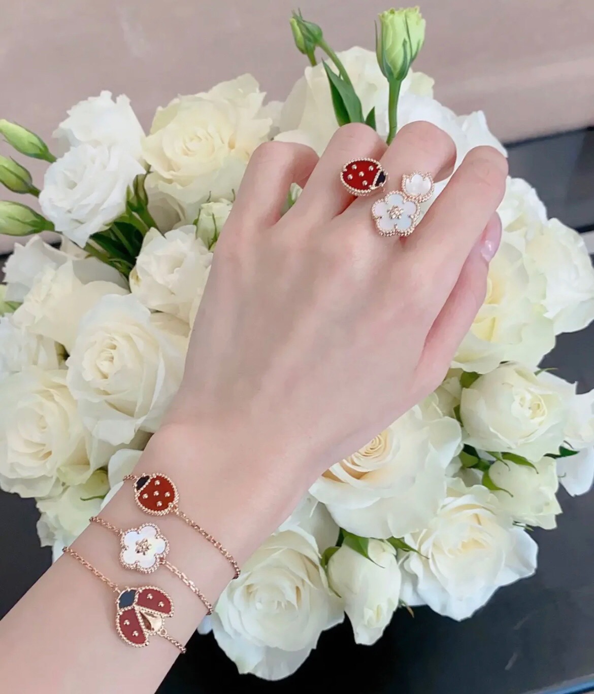 Van Cleef & Arpels ring-92