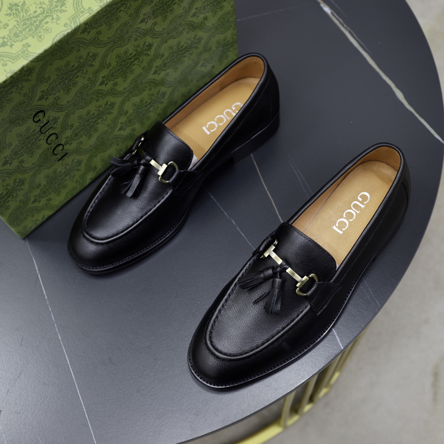Gucci men's leather shoes-120