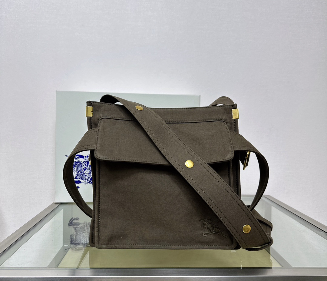 Burberry bag-90