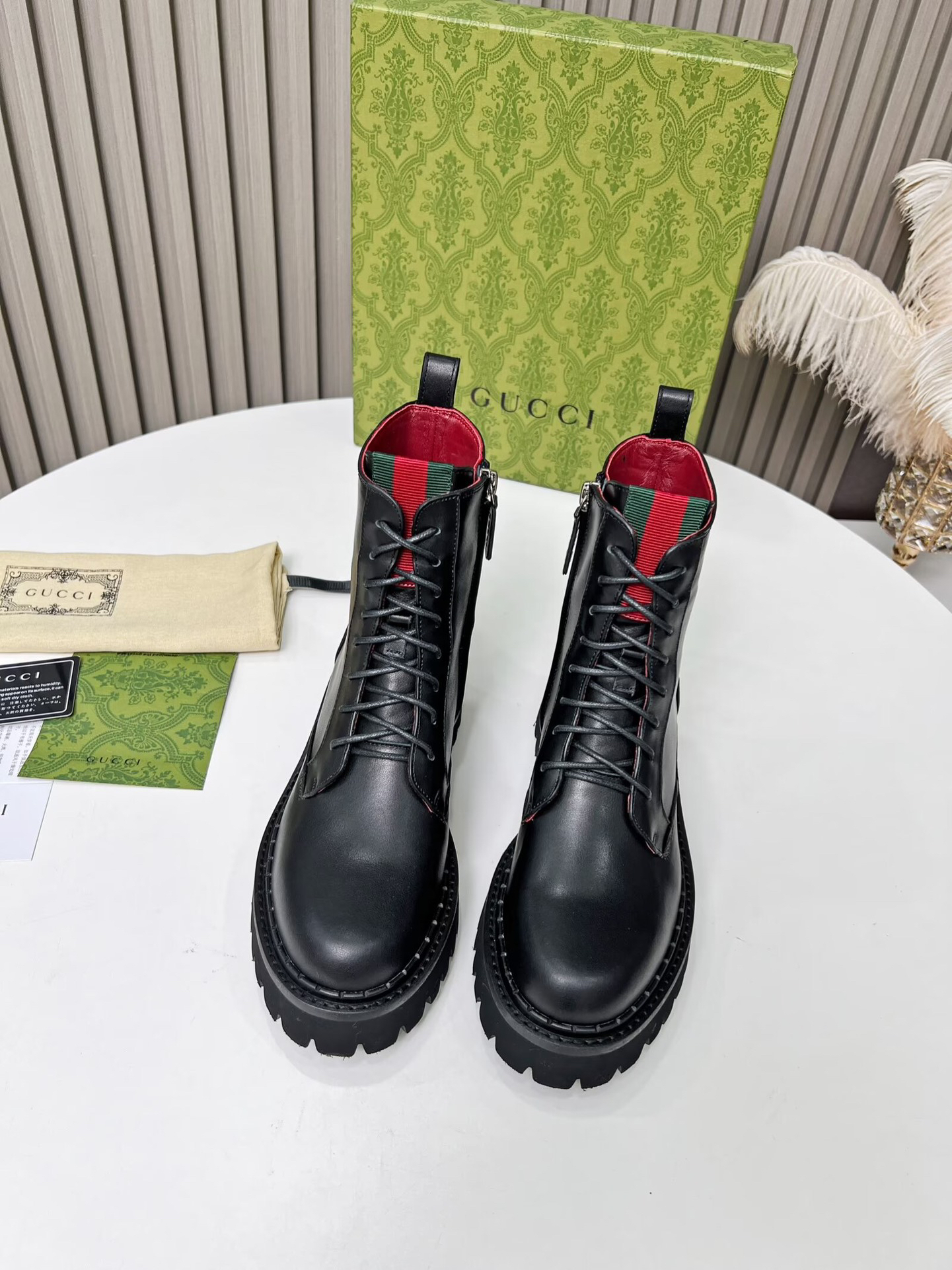 Gucci women's leather shoes-9