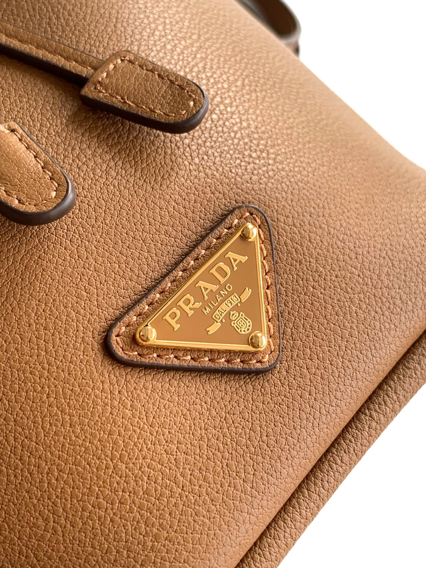 Prada bag-152