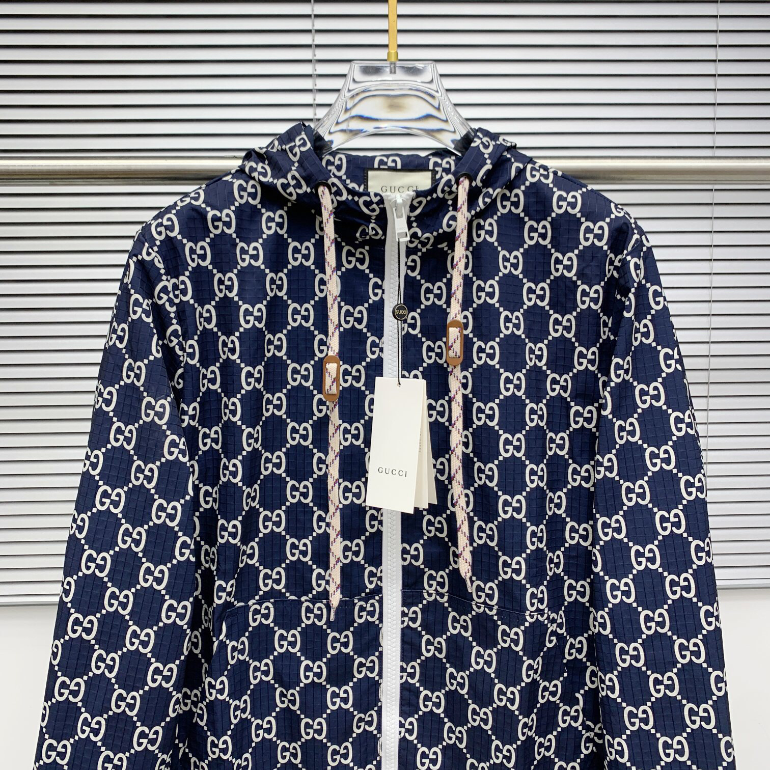 Gucci Clothing-343