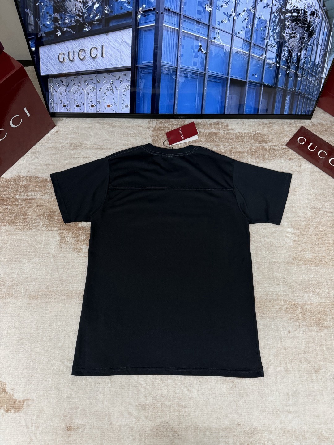 Gucci clothing-133