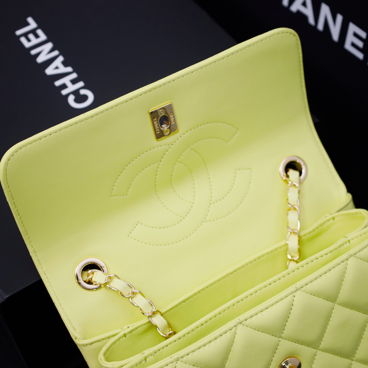 Chanel bag-94