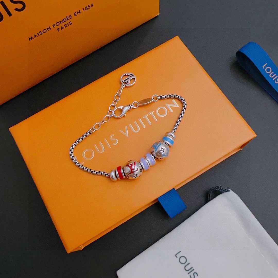LV Bracelet-26
