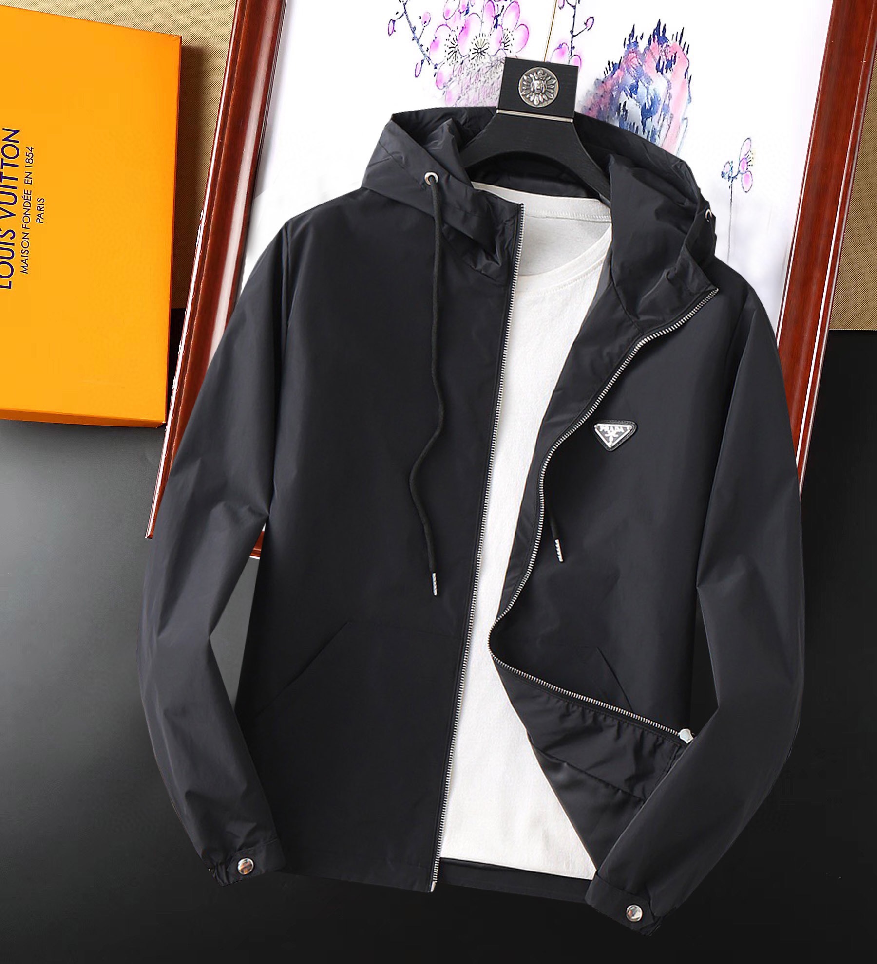 Prada Clothing-392
