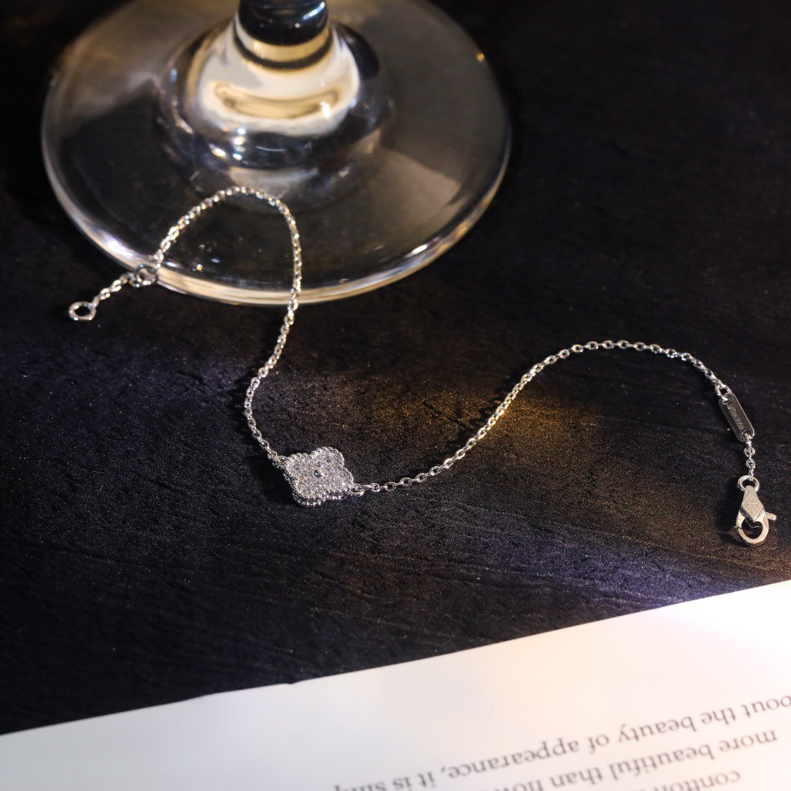 Van Cleef & Arpels Bracelet-38