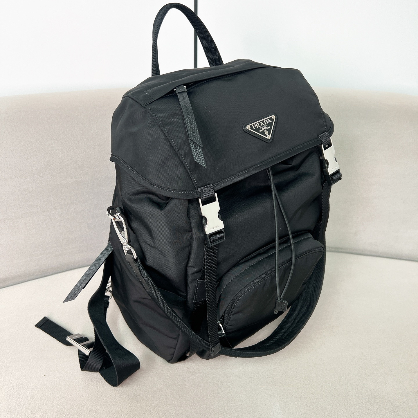 Prada bag-6