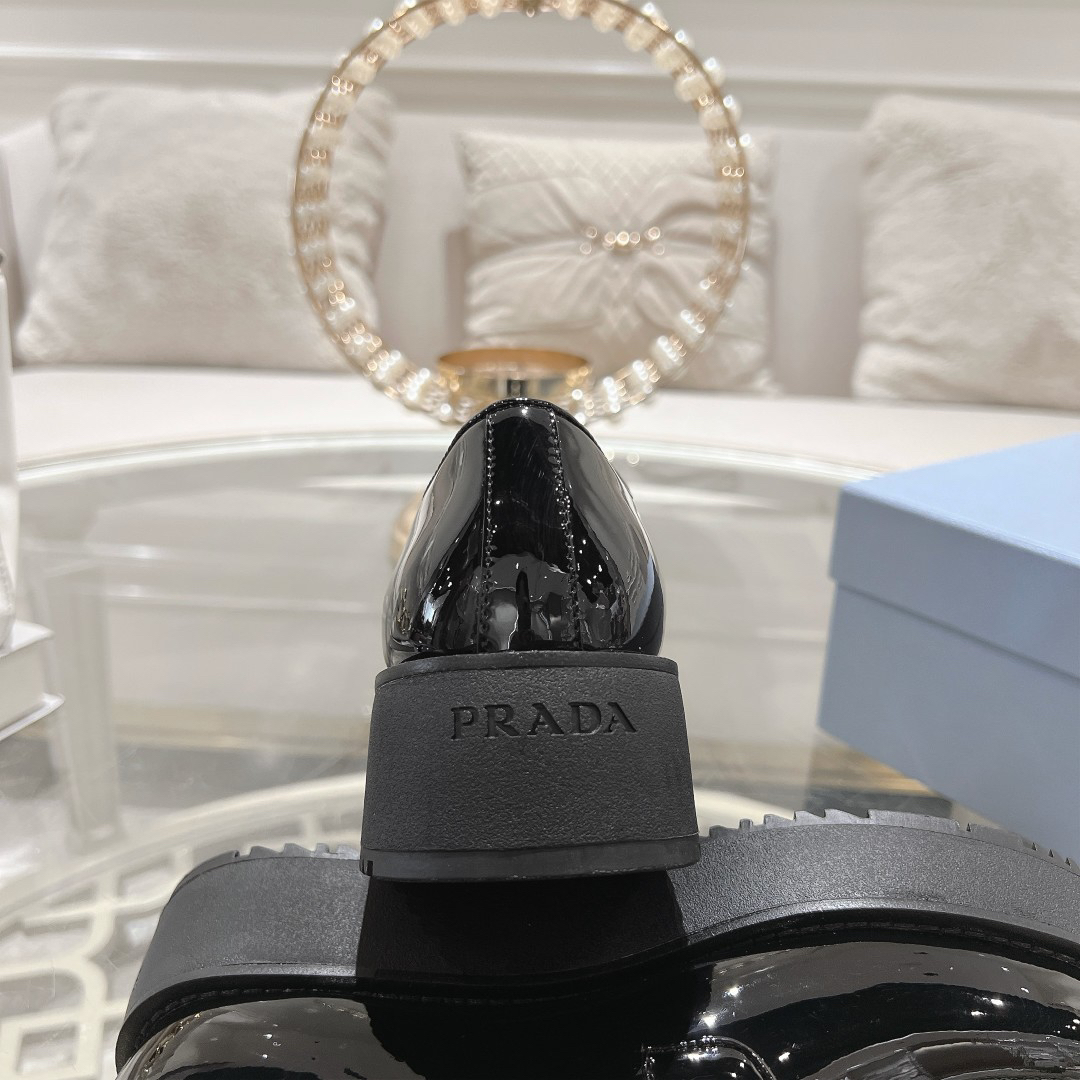 Prada women's leather shoes-20