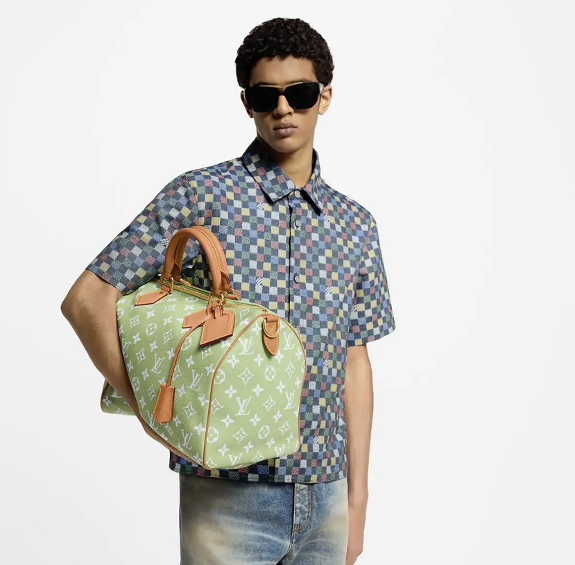 Louis Vuitton bag-115