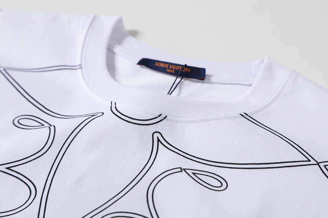 LV clothing-12