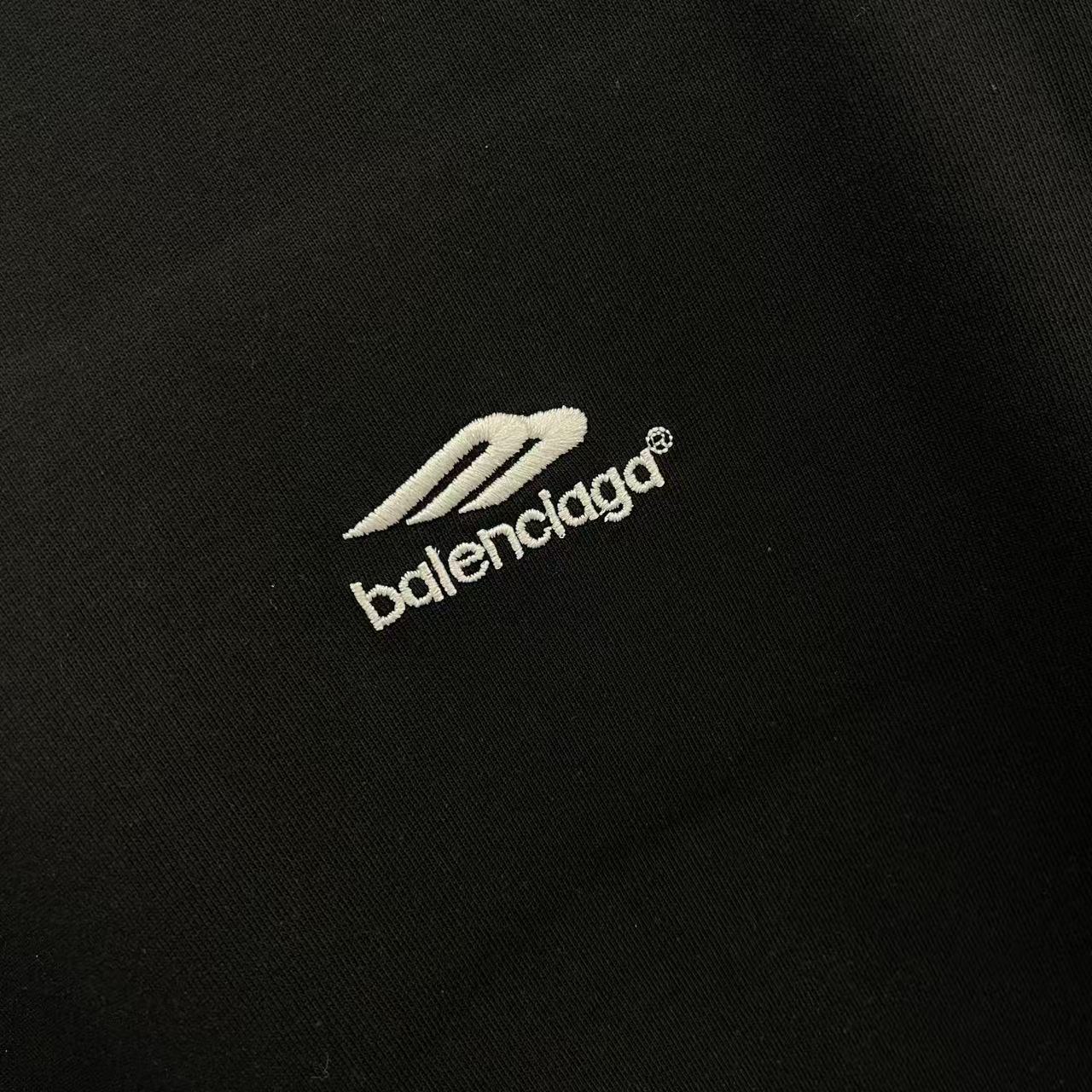 Balenciaga clothing-88