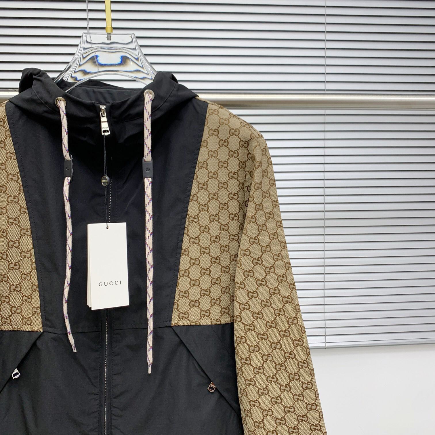 Gucci Clothing-344