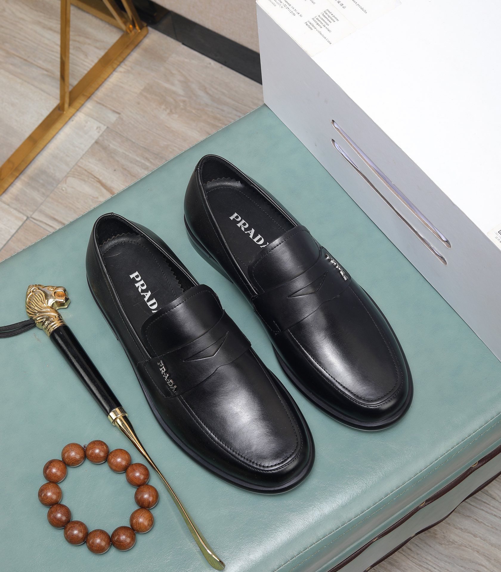Prada men's leather shoes-27