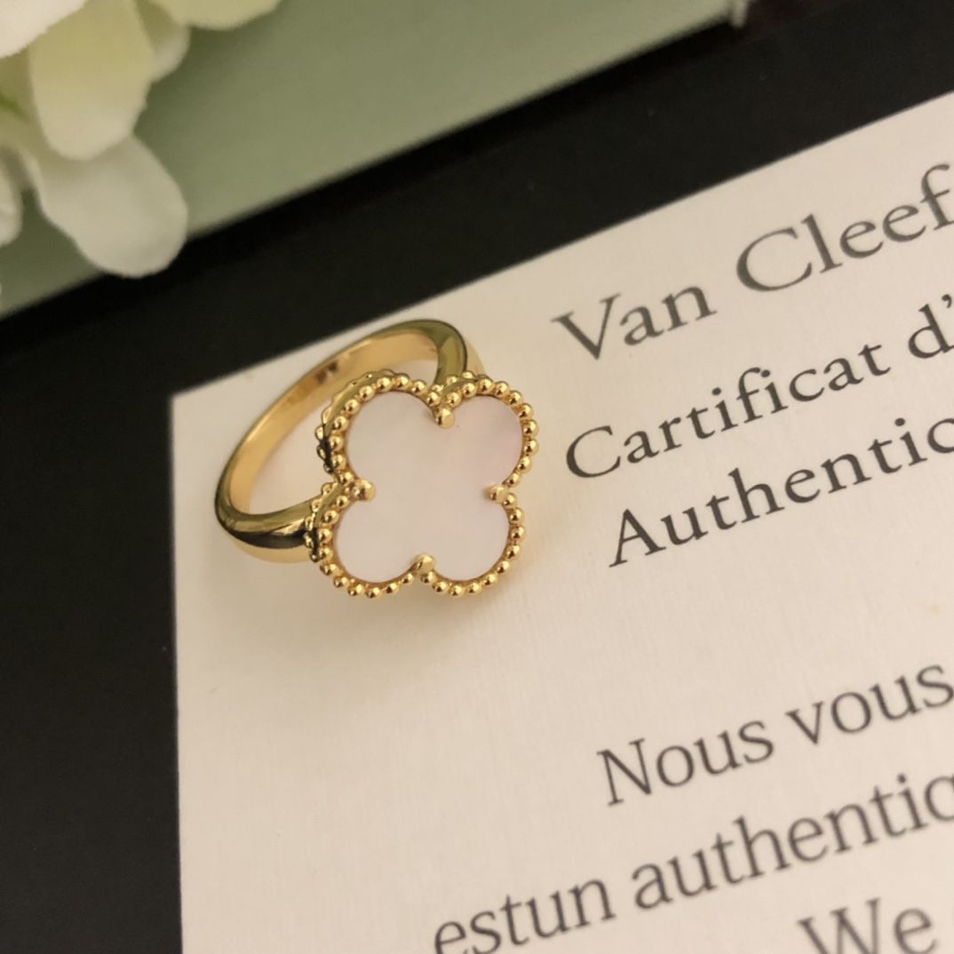 Van Cleef & Arpels ring-61